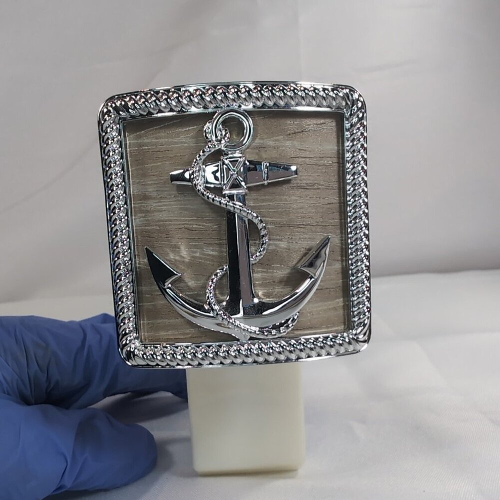 Bath & Body Works Wallflower Plug-In Silver Anchor Plaque Wood Nautical Beach